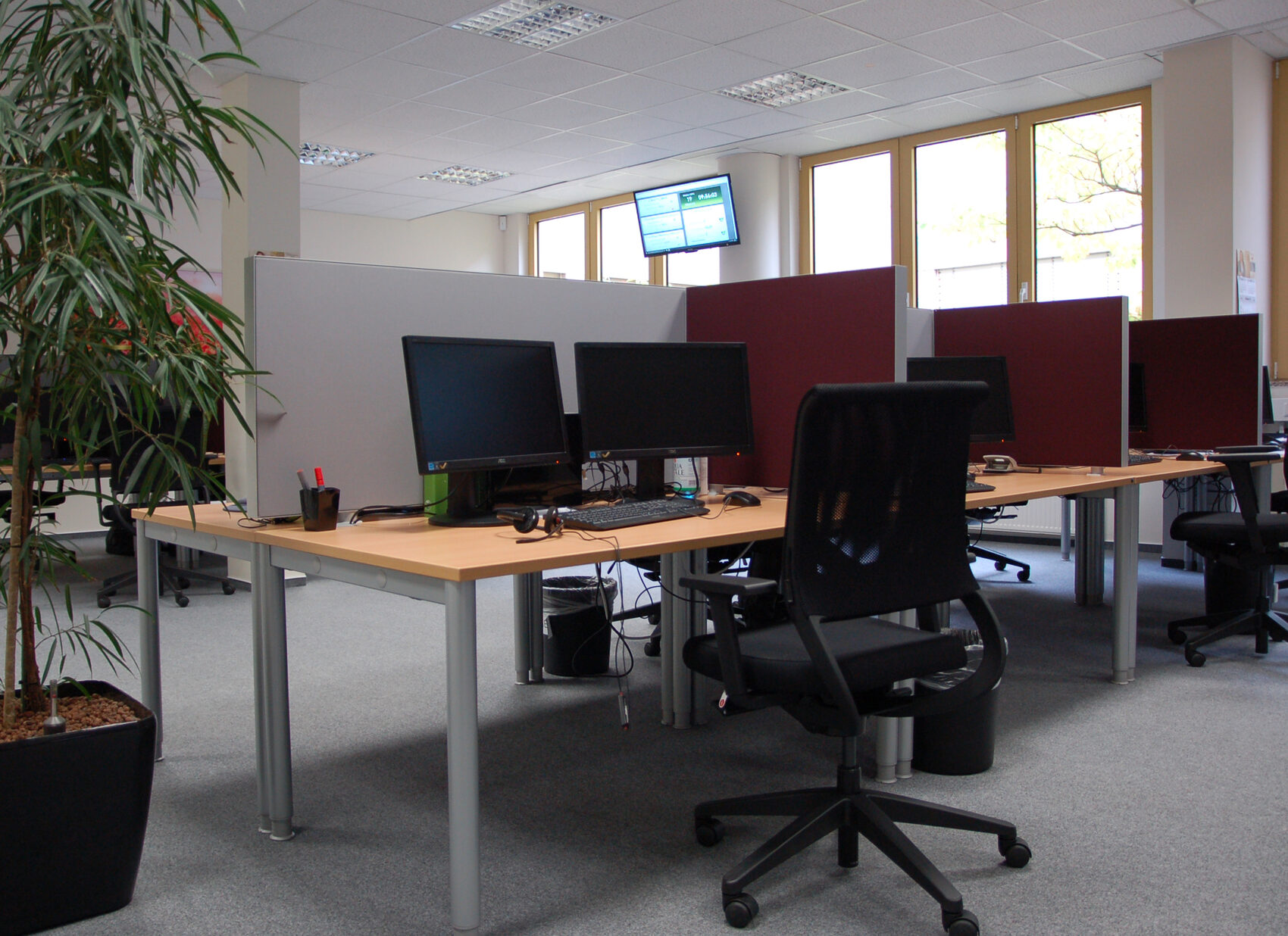 Schreibtischabsorber am Arbeitsplatz